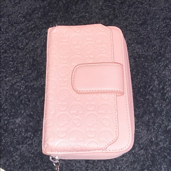 guess wallet - Picture 2 of 3